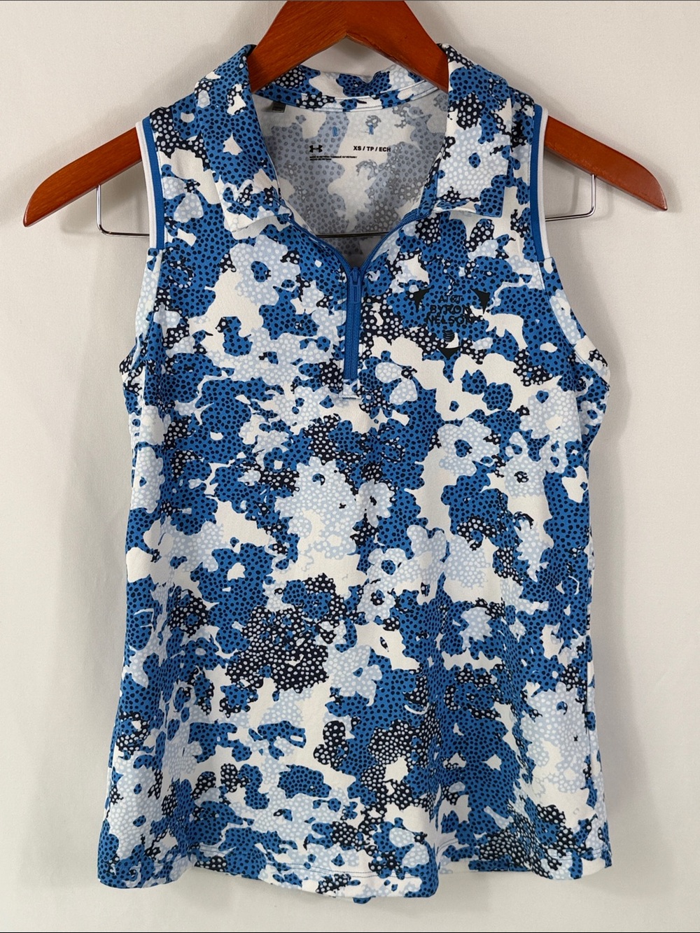 Under Armour Blue White Floral-Print Zip sleeveless Polo for golf, tennis. XS